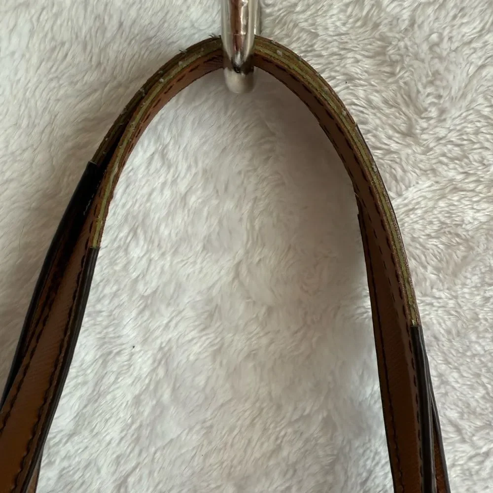Michael Kors Signature Brown and Tan Tote - Picture 5 of 15